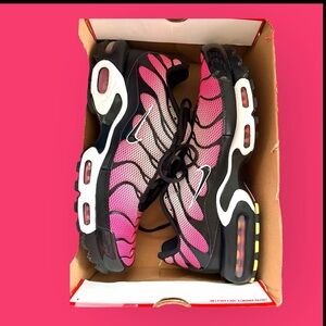 Nike sz 13 Pink Air Max Plus  Sneakers NIB basketball “all day” sunset pulse